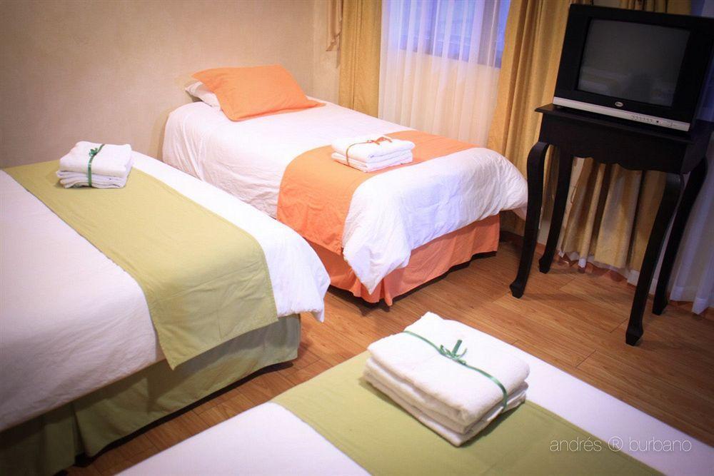 Golden Rest Latacunga Hotel Ngoại thất bức ảnh